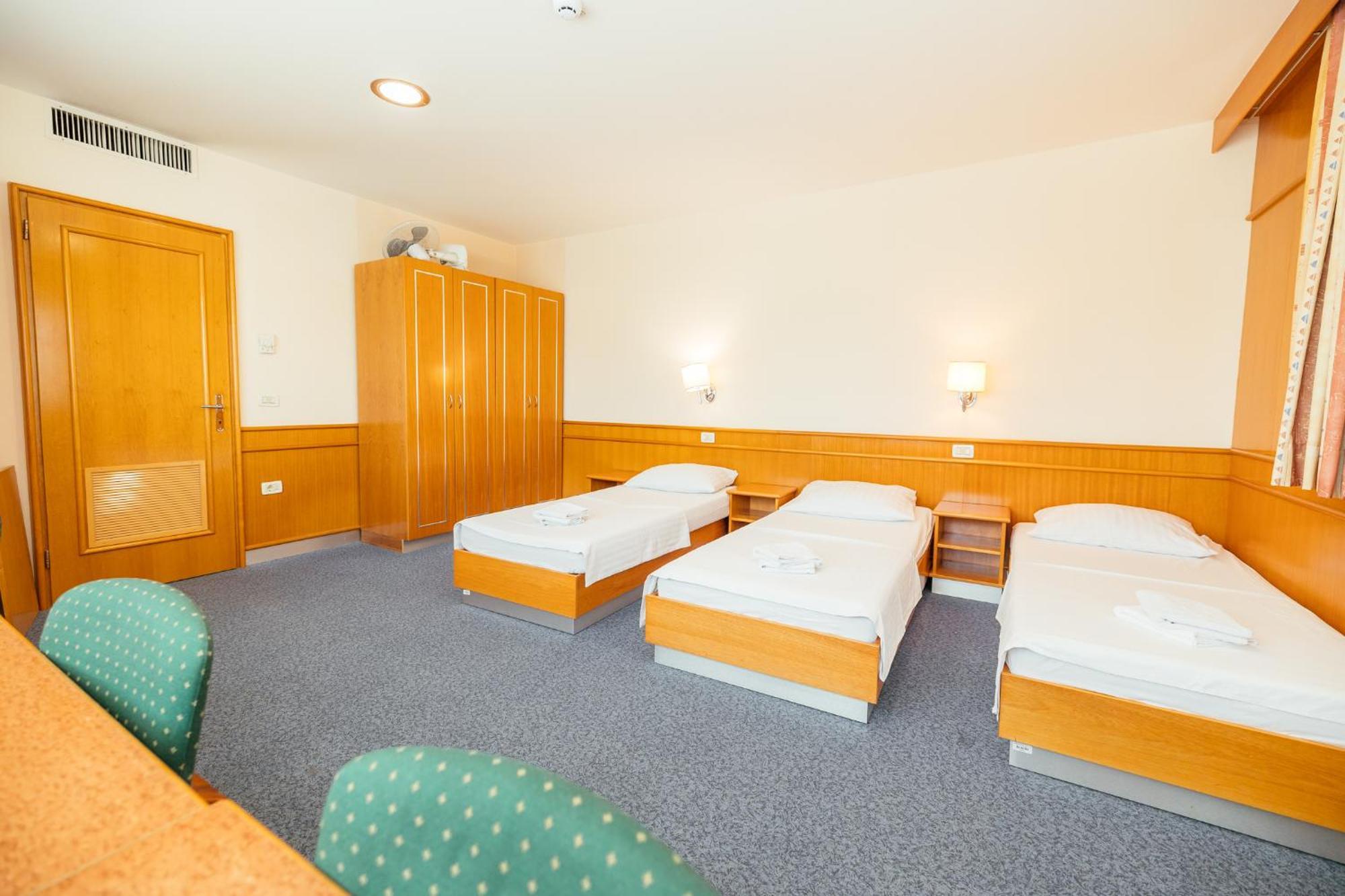 Motel Barka Koper Exterior photo